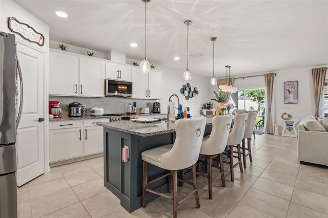 1217 MICHELANGELO LANE, Winter Haven, FL 33884