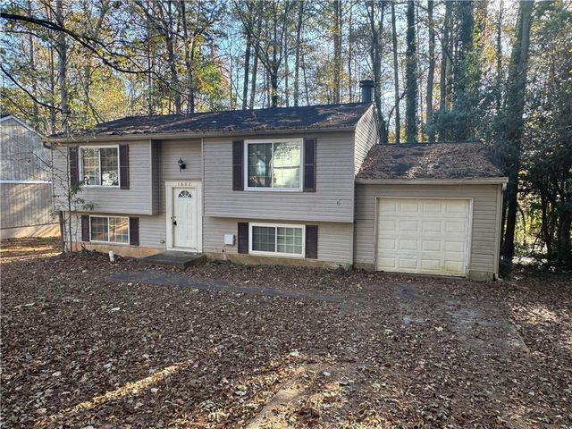 1882 CORDUROY Court, Lithonia, GA 30058
