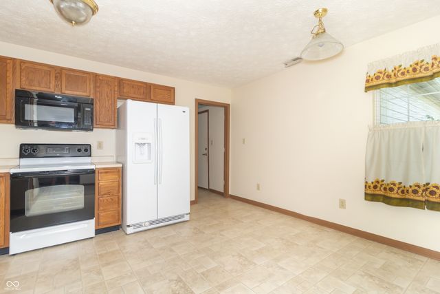 1459 Cypress Drive, Greenfield, IN 46140