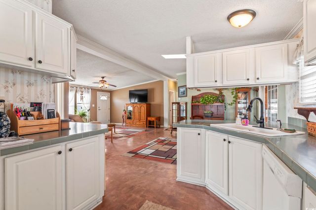 206 Weyburn St., Myrtle Beach, SC 29579