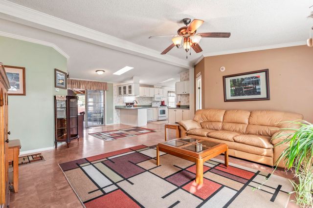 206 Weyburn St., Myrtle Beach, SC 29579