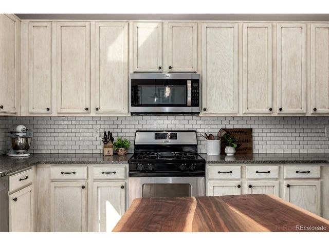 2303 Dogwood Dr, Erie, CO 80516