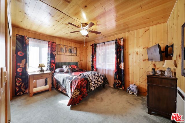 1412 Lassen Way, Pine Mtn Club, CA 93222