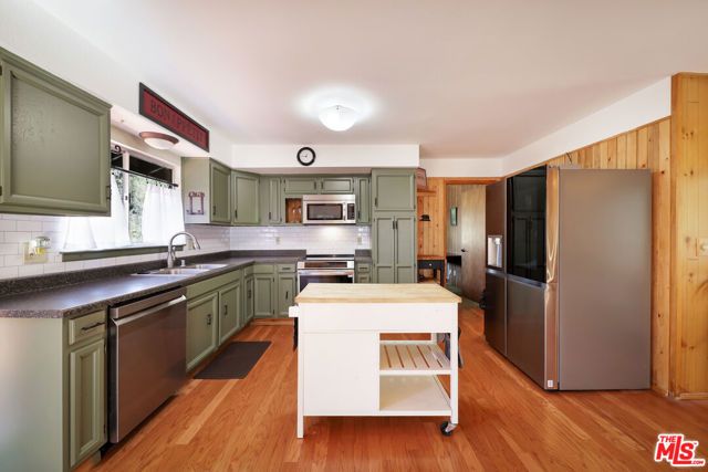 1412 Lassen Way, Pine Mtn Club, CA 93222