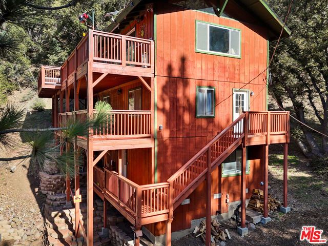 1412 Lassen Way, Pine Mtn Club, CA 93222
