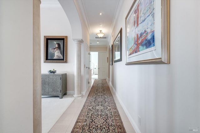 3729 Skyfarm Dr, Santa Rosa, CA 95403