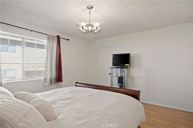 20930 Parthenia, Canoga Park, CA 91304