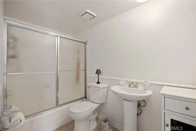 20930 Parthenia, Canoga Park, CA 91304
