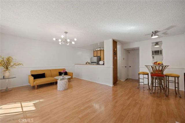 20930 Parthenia, Canoga Park, CA 91304