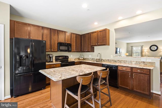 12 MUNRO RD, Newark, DE 19711