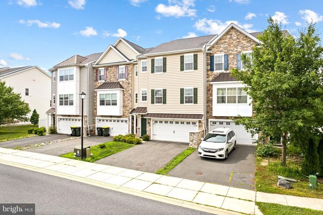 12 MUNRO RD, Newark, DE 19711