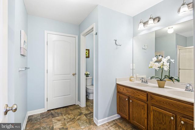 12 MUNRO RD, Newark, DE 19711