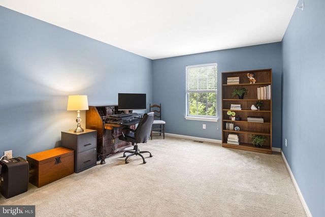 12 MUNRO RD, Newark, DE 19711
