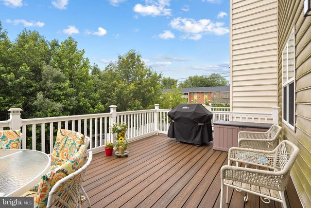 12 MUNRO RD, Newark, DE 19711