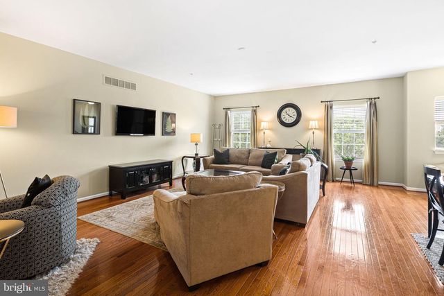 12 MUNRO RD, Newark, DE 19711