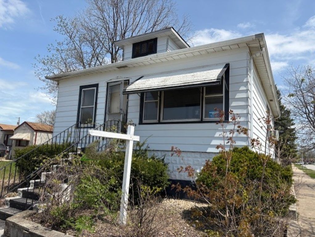 525 Price Avenue, Calumet City, IL 60409