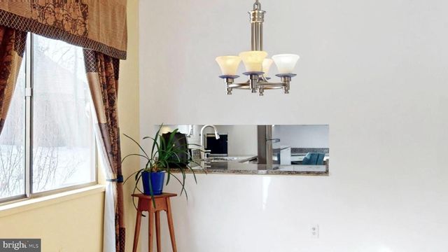 11813 VALE RD, Oakton, VA 22124