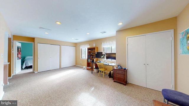 11813 VALE RD, Oakton, VA 22124