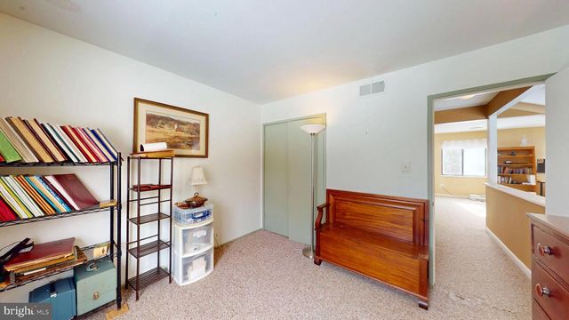 11813 VALE RD, Oakton, VA 22124