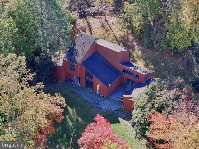 11813 VALE RD, Oakton, VA 22124