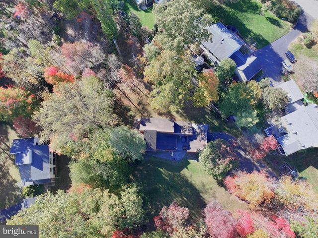 11813 VALE RD, Oakton, VA 22124