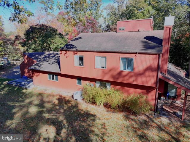 11813 VALE RD, Oakton, VA 22124