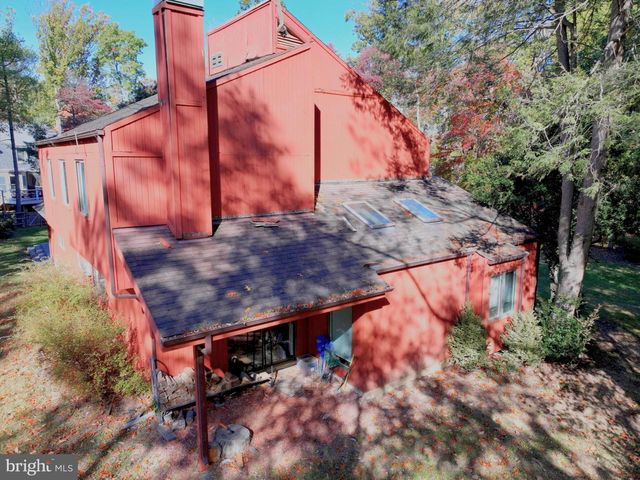 11813 VALE RD, Oakton, VA 22124