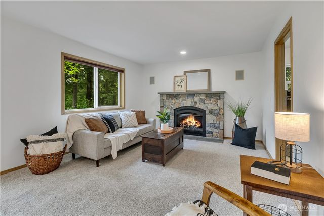 28539 298th Place SE, Ravensdale, WA 98051