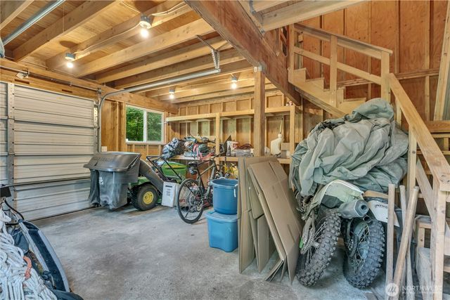 28539 298th Place SE, Ravensdale, WA 98051