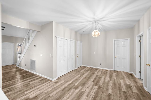 900 Dove Ridge Cir, Nashville, TN 37221