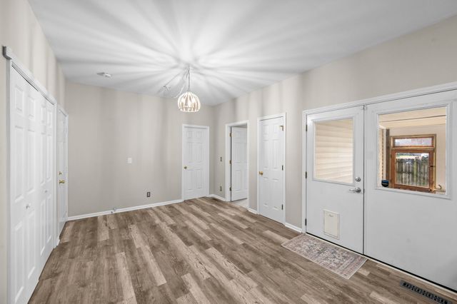 900 Dove Ridge Cir, Nashville, TN 37221