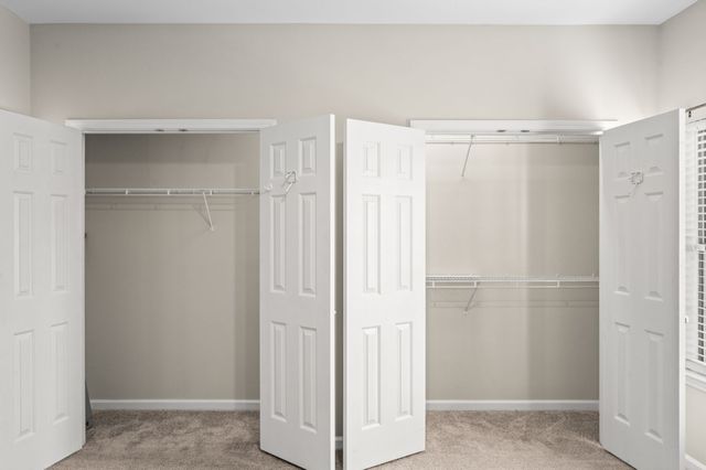 900 Dove Ridge Cir, Nashville, TN 37221