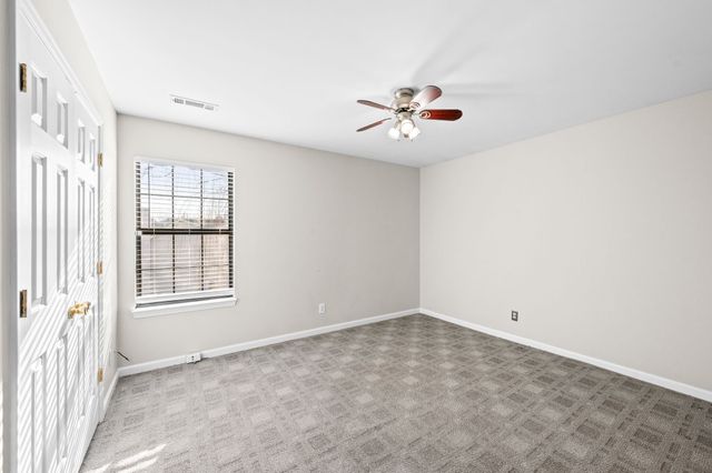 900 Dove Ridge Cir, Nashville, TN 37221