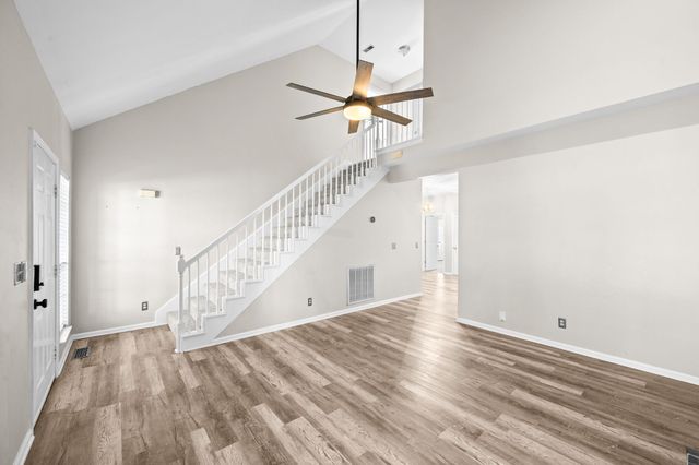 900 Dove Ridge Cir, Nashville, TN 37221