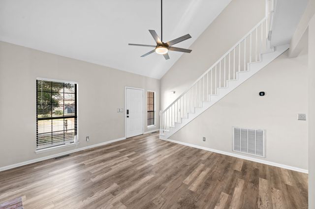 900 Dove Ridge Cir, Nashville, TN 37221