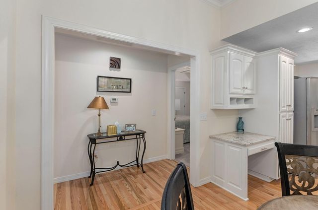 363 E Degraffenreid Street, Springfield, MO 65810