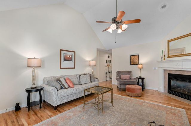 363 E Degraffenreid Street, Springfield, MO 65810