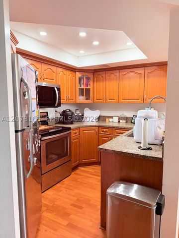 8365 SW 152nd Ave C-411, Miami, FL 33193