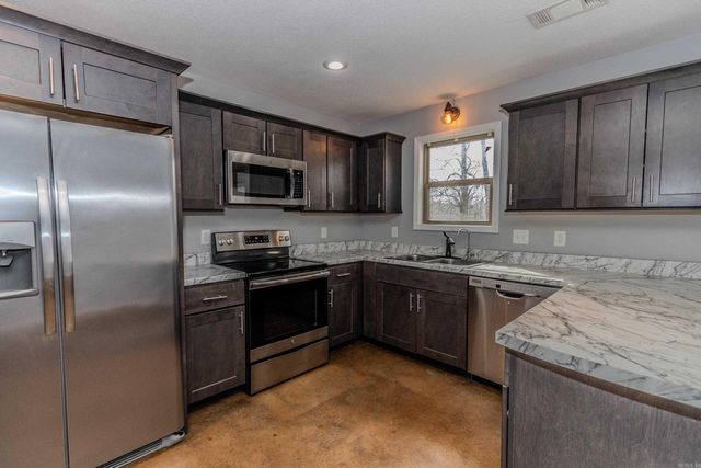1108 AVA Lane, Paragould, AR 72450