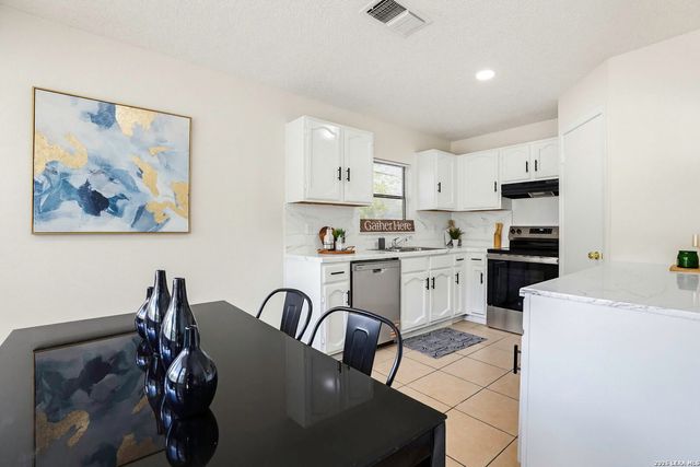 4983 DARE LN, San Antonio, TX 78217