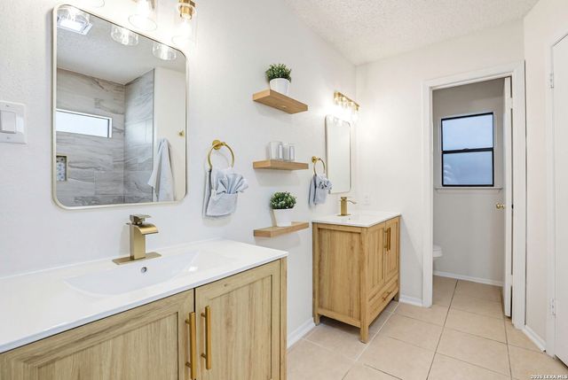 4983 DARE LN, San Antonio, TX 78217