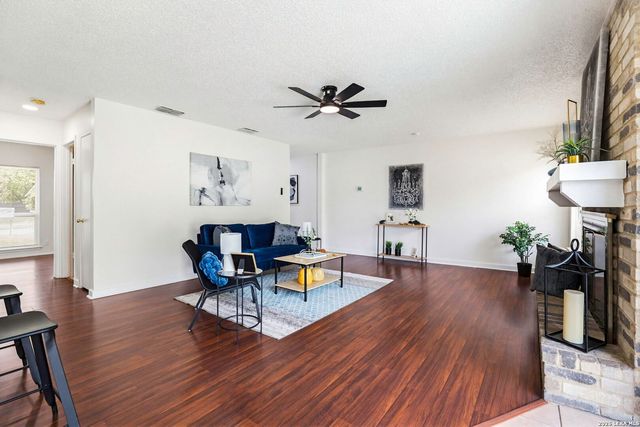 4983 DARE LN, San Antonio, TX 78217