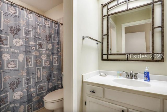 113 Shipyard Dr Apt 161, Hilton Head Island, SC 29928