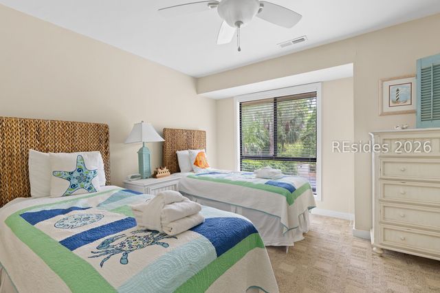 113 Shipyard Dr Apt 161, Hilton Head Island, SC 29928