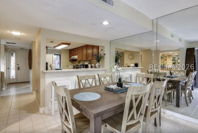 113 Shipyard Dr Apt 161, Hilton Head Island, SC 29928