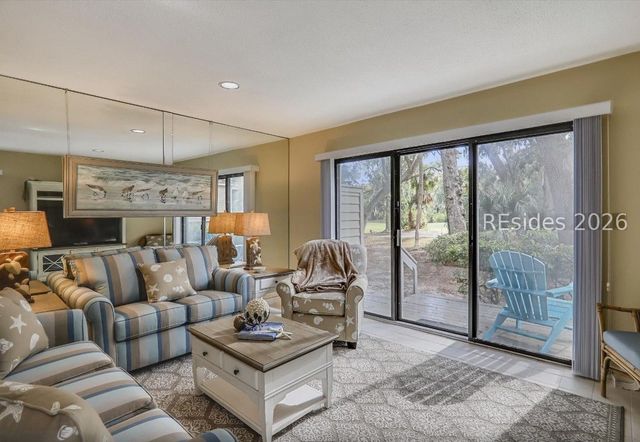113 Shipyard Dr Apt 161, Hilton Head Island, SC 29928