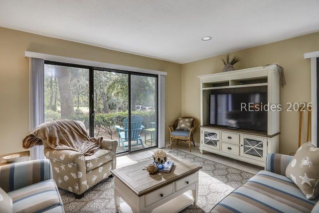 113 Shipyard Dr Apt 161, Hilton Head Island, SC 29928