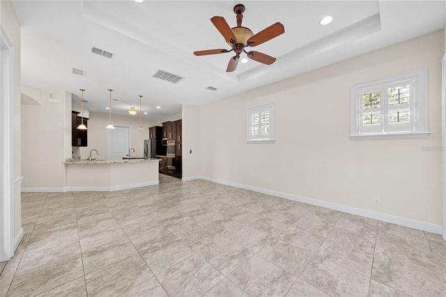 3916 HUDSON LANE, Tampa, FL 33618