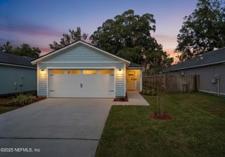 8517 DANDY Avenue, Jacksonville, FL 32211