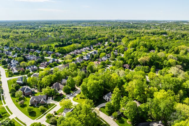 0 Chase Oak Court, Zionsville, IN 46077